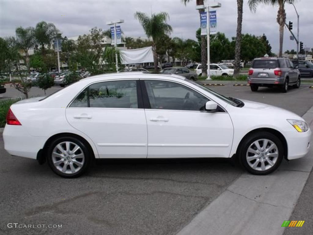 2007 Accord LX V6 Sedan - Taffeta White / Ivory photo #8