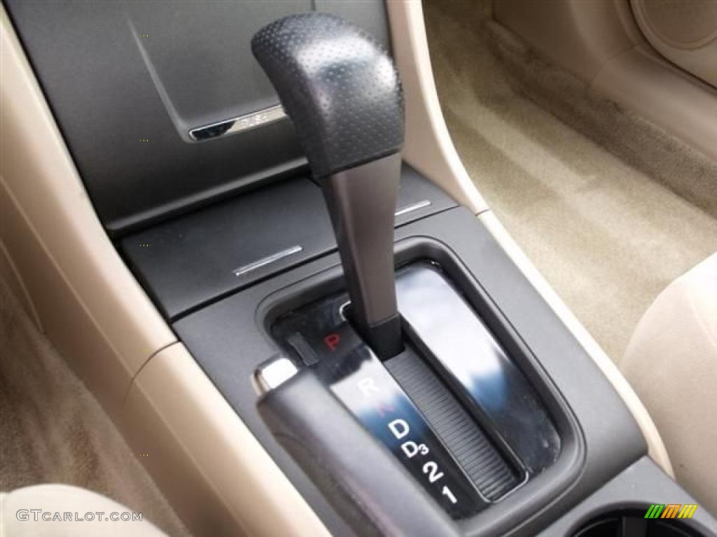 2007 Accord LX V6 Sedan - Taffeta White / Ivory photo #24