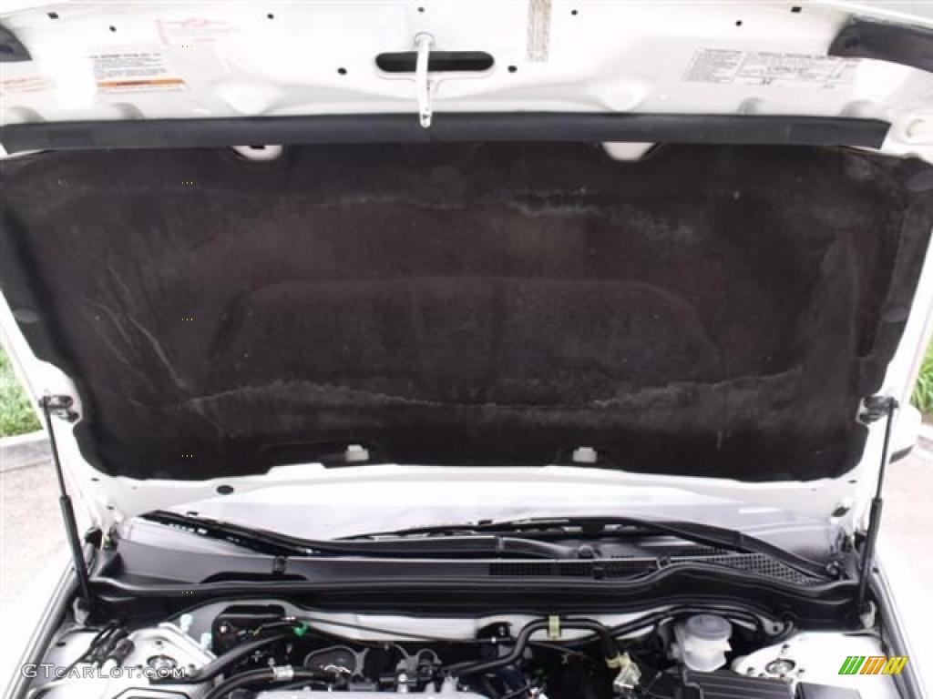 2007 Accord LX V6 Sedan - Taffeta White / Ivory photo #32