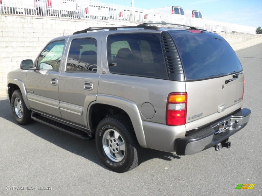 2002 Tahoe LT - Light Pewter Metallic / Medium Gray/Neutral photo #2