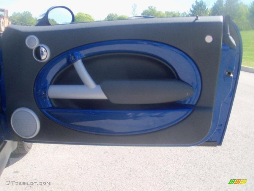 2005 Cooper S Hardtop - Hyper Blue Metallic / Lapis Blue/Panther Black photo #13