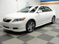 Super White - Camry SE Photo No. 7