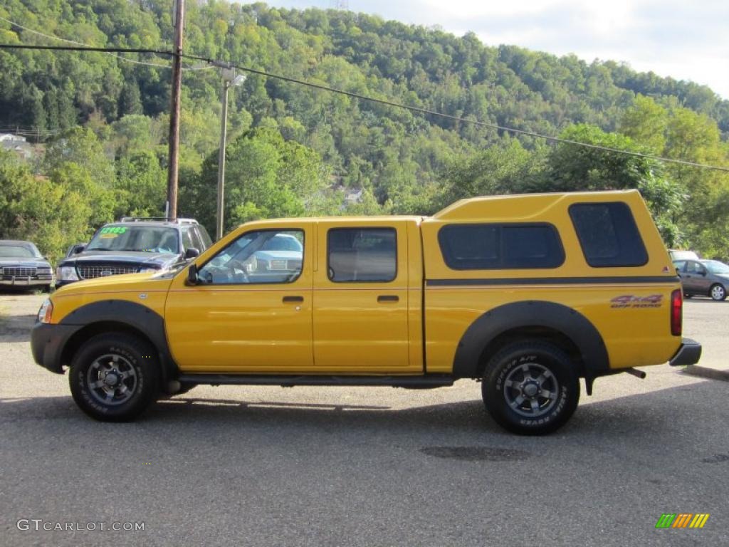 2002 Frontier XE Crew Cab 4x4 - Solar Yellow / Gray photo #11
