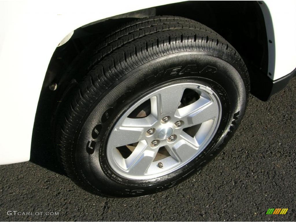 2010 Liberty Sport 4x4 - Stone White / Dark Slate Gray photo #5