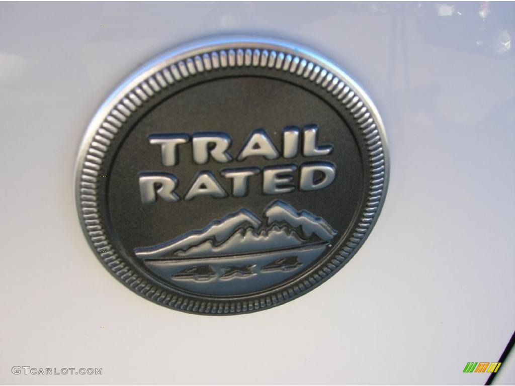 2010 Liberty Sport 4x4 - Stone White / Dark Slate Gray photo #8