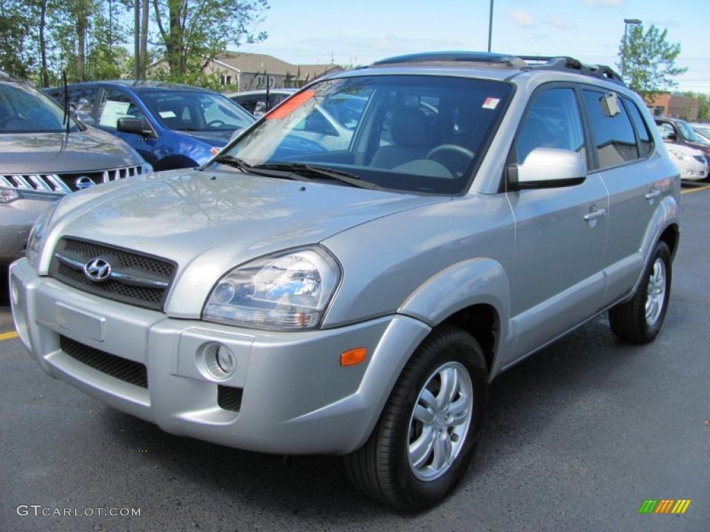 Platinum Metallic Hyundai Tucson