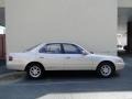 1995 Cashmere Beige Metallic Toyota Camry LE Sedan  photo #7