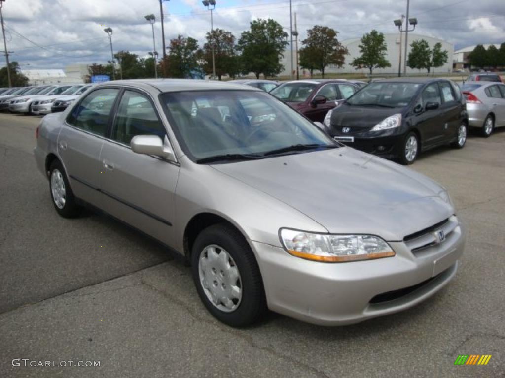 1998 Accord LX Sedan - Heather Mist Metallic / Ivory photo #5