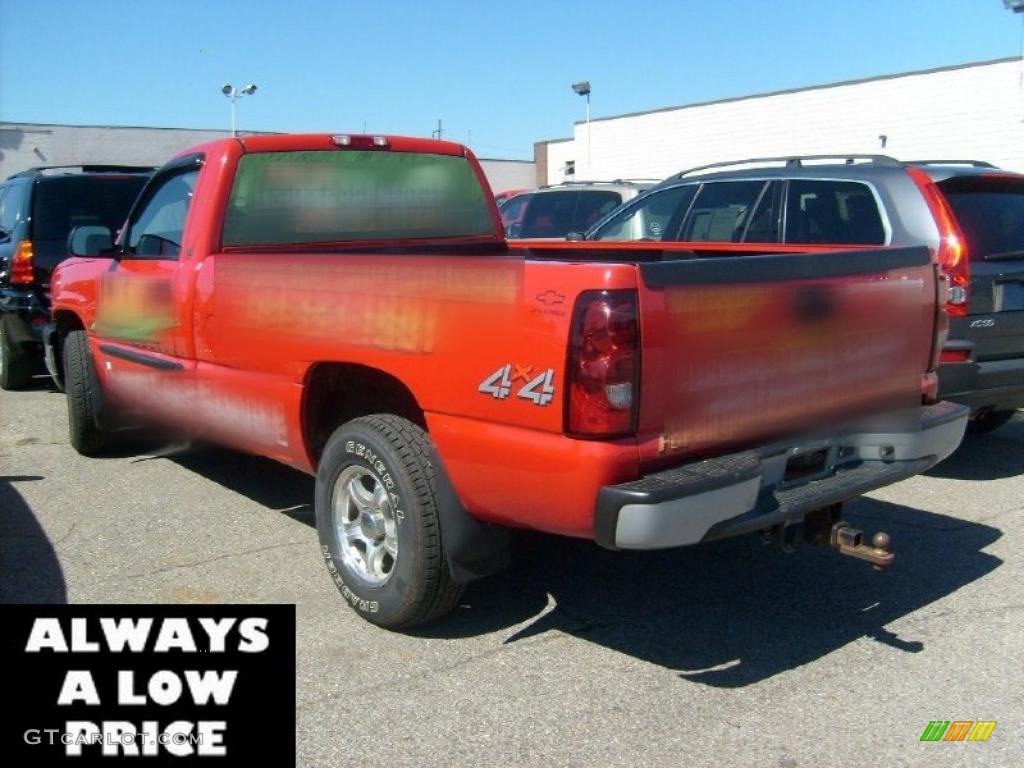 2004 Silverado 1500 Regular Cab 4x4 - Victory Red / Dark Charcoal photo #2