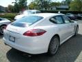 Carrara White - Panamera 4 Photo No. 5