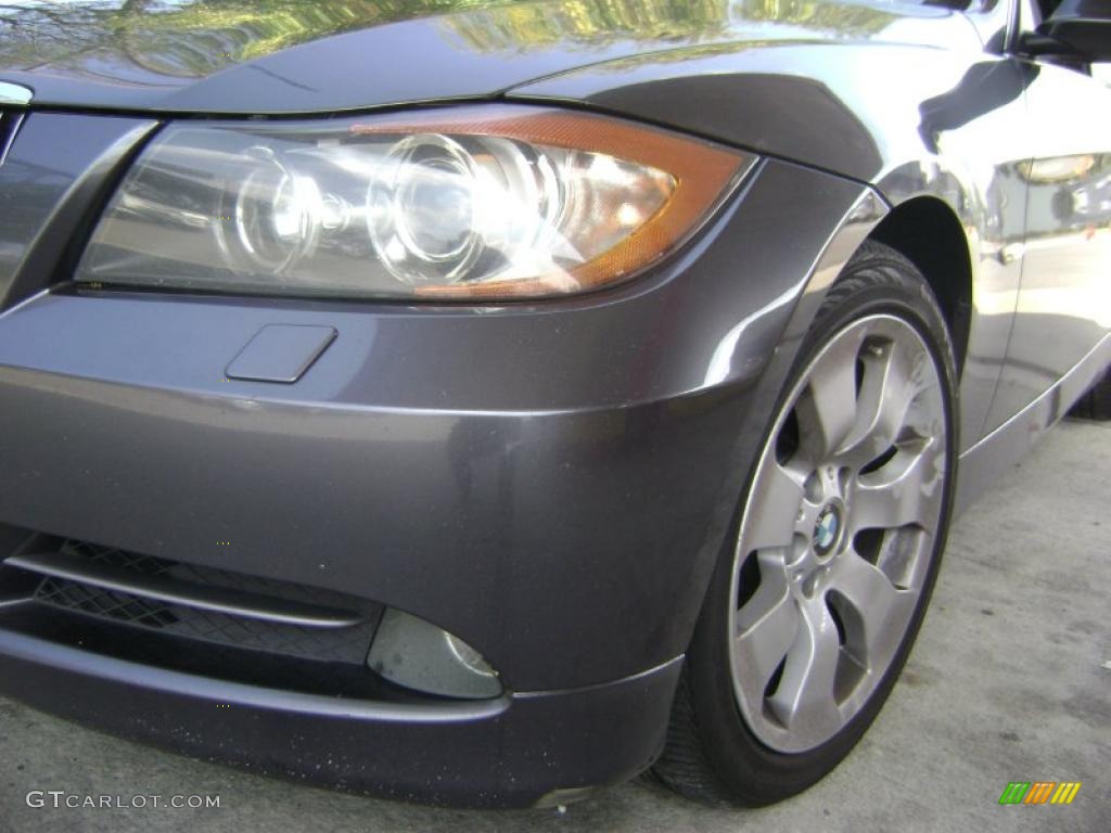 2006 3 Series 330xi Sedan - Sparkling Graphite Metallic / Black photo #25