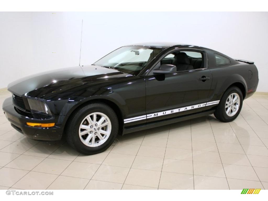 2007 Mustang V6 Deluxe Coupe - Black / Dark Charcoal photo #3