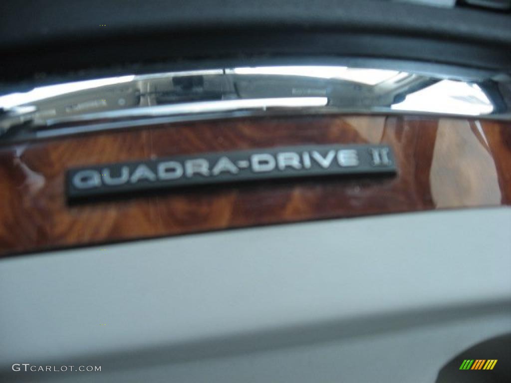 2007 Commander Overland 4x4 - Black Clearcoat / Dark Slate Gray/Light Graystone photo #35