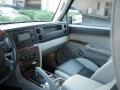 2007 Black Clearcoat Jeep Commander Overland 4x4  photo #47