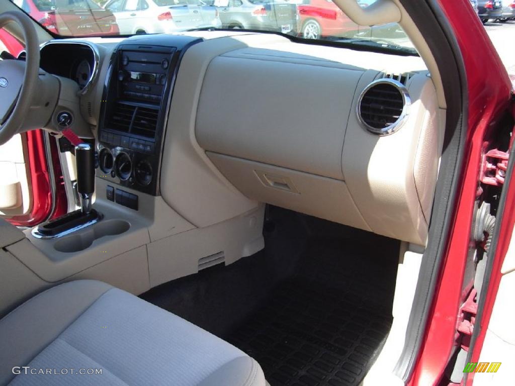 2007 Explorer Sport Trac XLT 4x4 - Red Fire / Camel photo #17