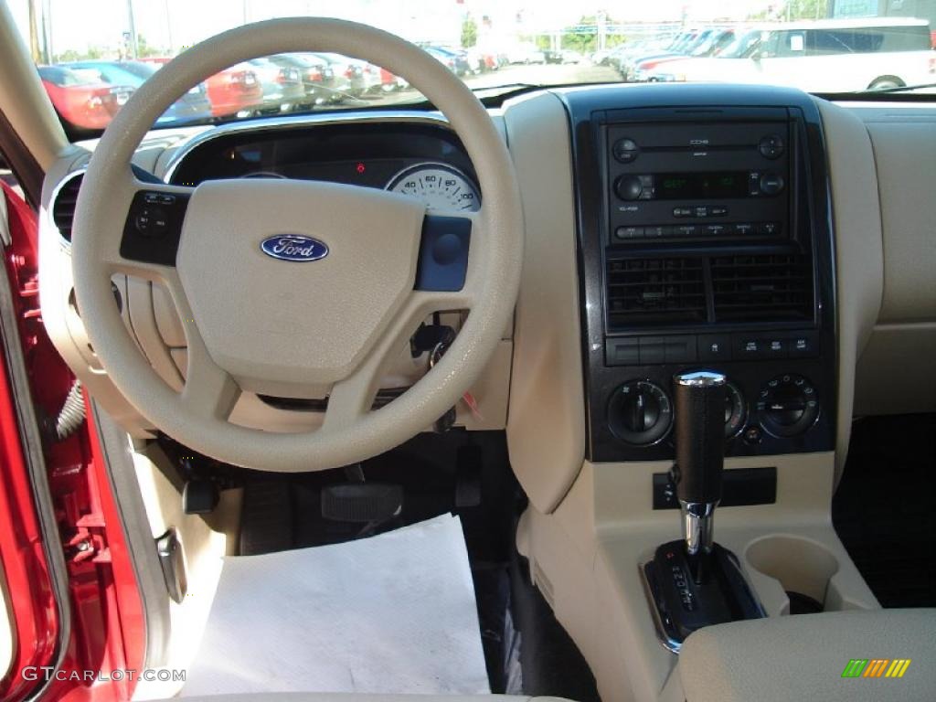 2007 Explorer Sport Trac XLT 4x4 - Red Fire / Camel photo #23