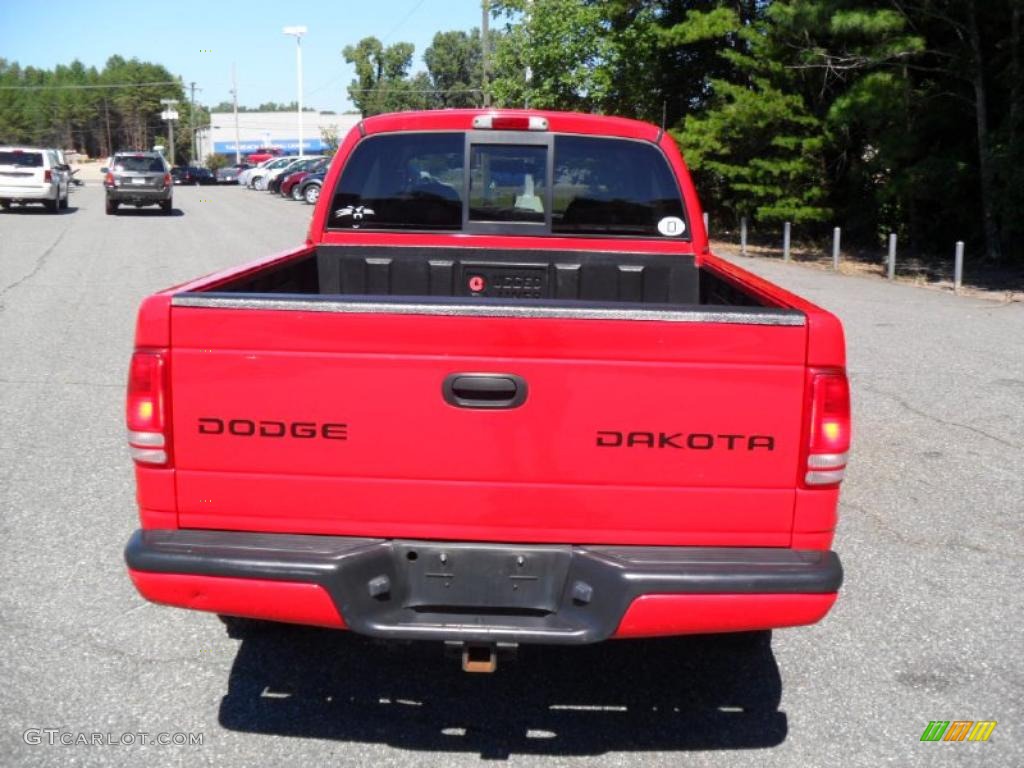 2003 Dakota Sport Quad Cab 4x4 - Flame Red / Dark Slate Gray photo #3