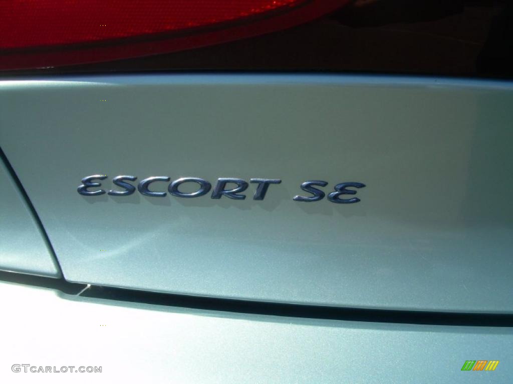 1999 Escort SE Sedan - Aquamarine Frost Metallic / Medium Graphite photo #9