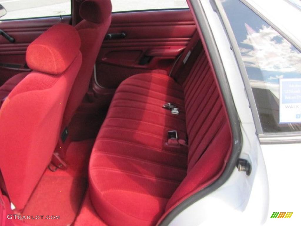 1993 White Ford Tempo Gl Sedan 36347474 Photo 8 Gtcarlot Com 1993 Tempo Gl Sedan White Red Photo 8