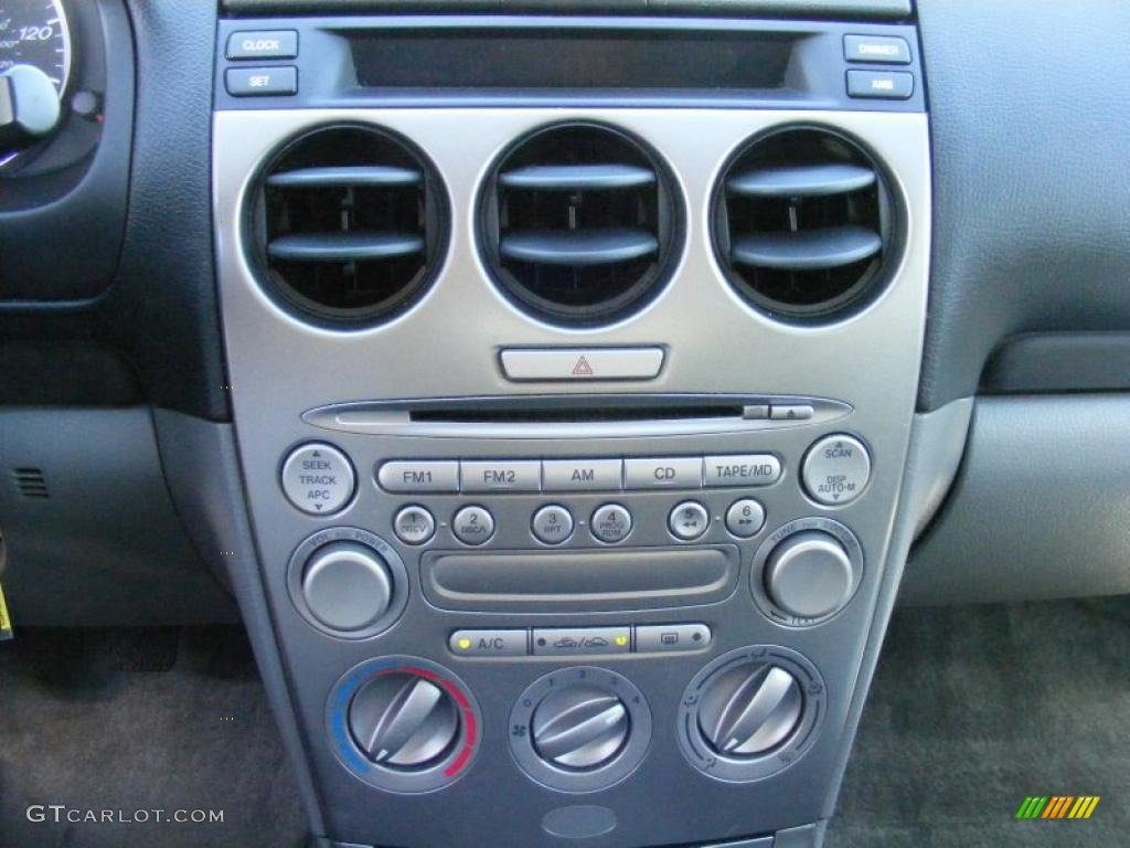 2003 MAZDA6 i Sedan - Sonic Blue Pearl / Gray photo #19