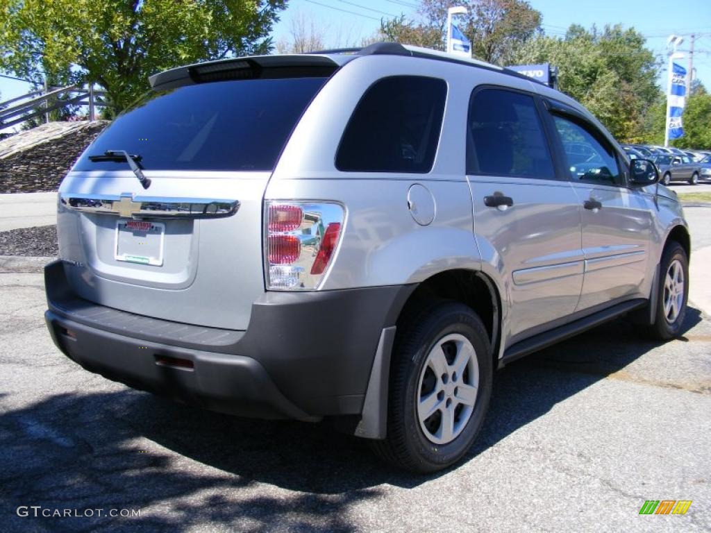 2005 Equinox LS - Galaxy Silver Metallic / Light Gray photo #5