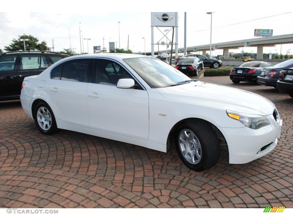 2004 5 Series 525i Sedan - Alpine White / Beige photo #7