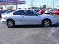 2002 Ultra Silver Metallic Pontiac Sunfire SE Coupe  photo #6