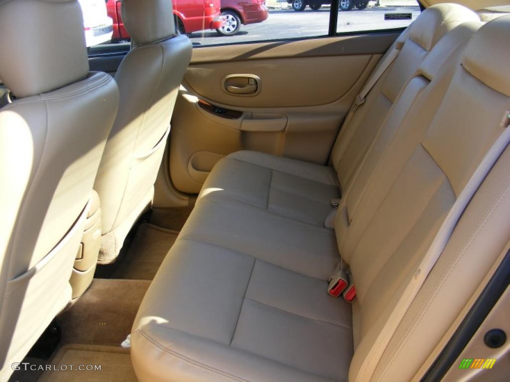 1999 Intrigue GLS - Gold Metallic / Neutral photo #11