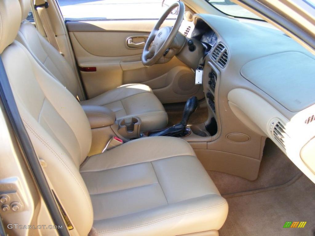 1999 Intrigue GLS - Gold Metallic / Neutral photo #13
