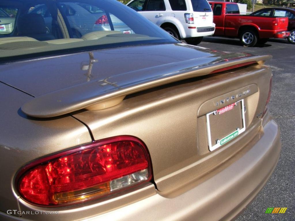 1999 Intrigue GLS - Gold Metallic / Neutral photo #28