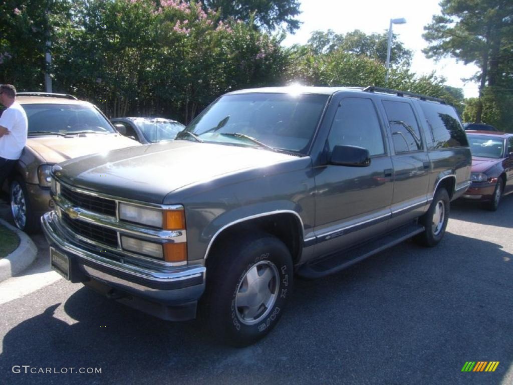 1999 Suburban K1500 LT 4x4 - Medium Charcoal Gray Metallic / Gray photo #1