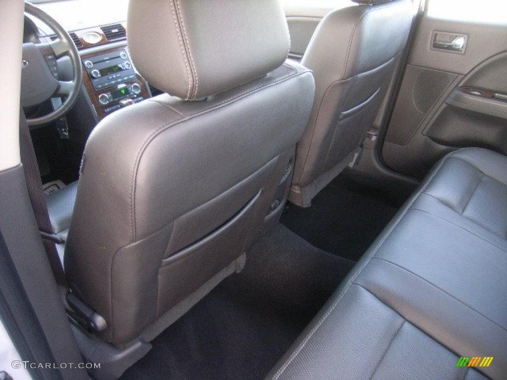 2008 Taurus Limited - Oxford White / Black photo #18