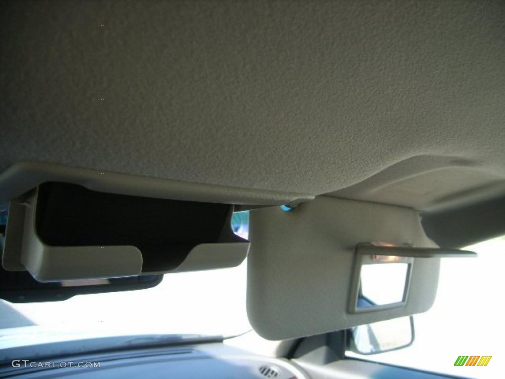 2008 Taurus Limited - Oxford White / Black photo #39