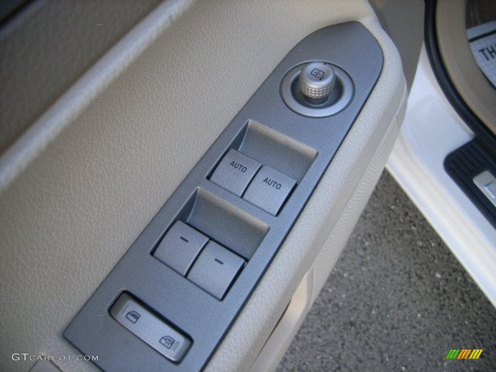 2008 MKZ Sedan - White Suede / Light Stone photo #28