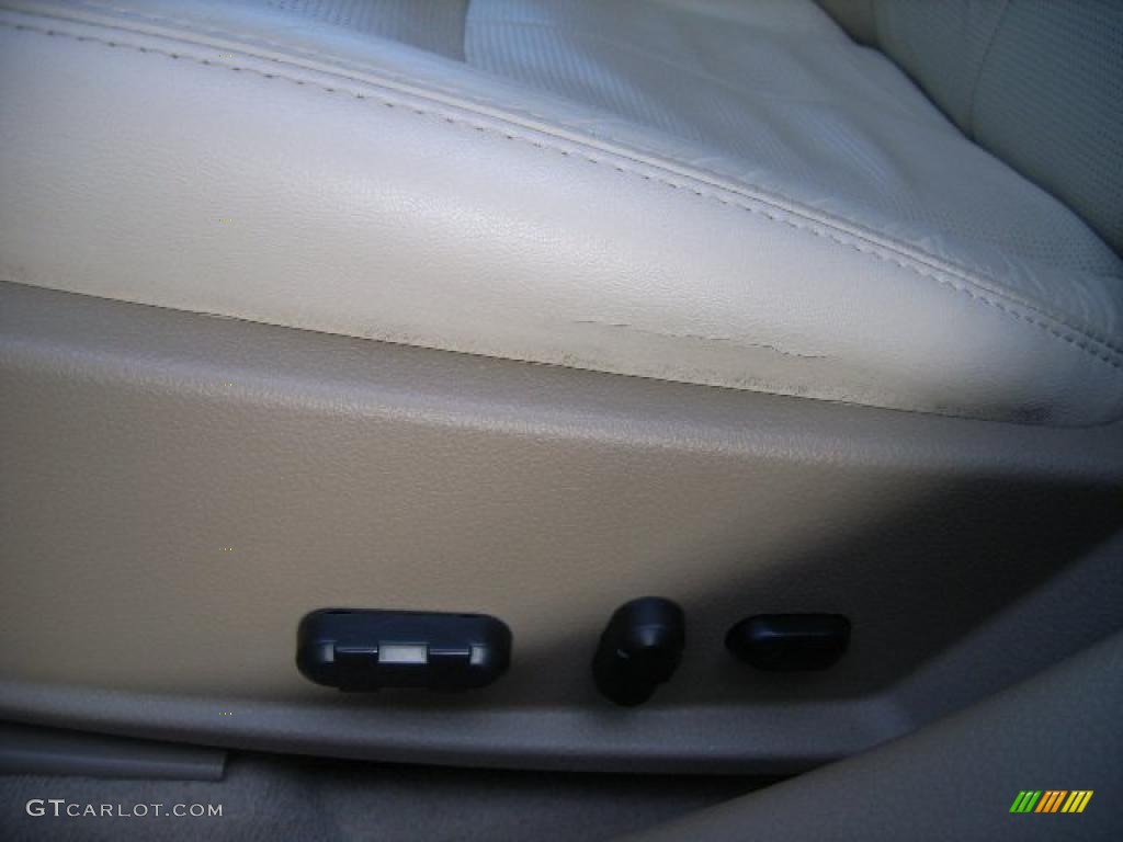 2008 MKZ Sedan - White Suede / Light Stone photo #33