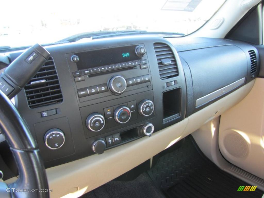 2008 Silverado 3500HD LT Crew Cab 4x4 Dually - Desert Brown Metallic / Light Cashmere/Ebony photo #8