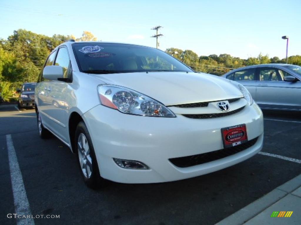 Natural White Toyota Sienna