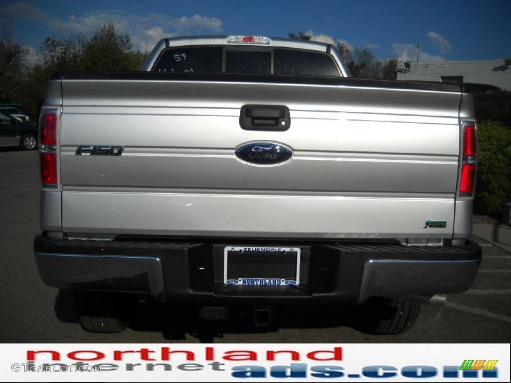 2010 F150 XLT SuperCrew 4x4 - Ingot Silver Metallic / Medium Stone photo #6