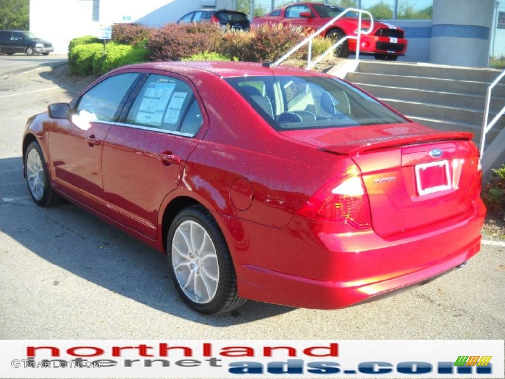 2011 Fusion SE - Red Candy Metallic / Charcoal Black photo #8