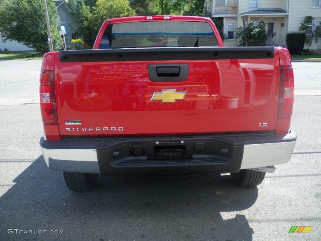 2010 Silverado 1500 LS Extended Cab 4x4 - Victory Red / Dark Titanium photo #6