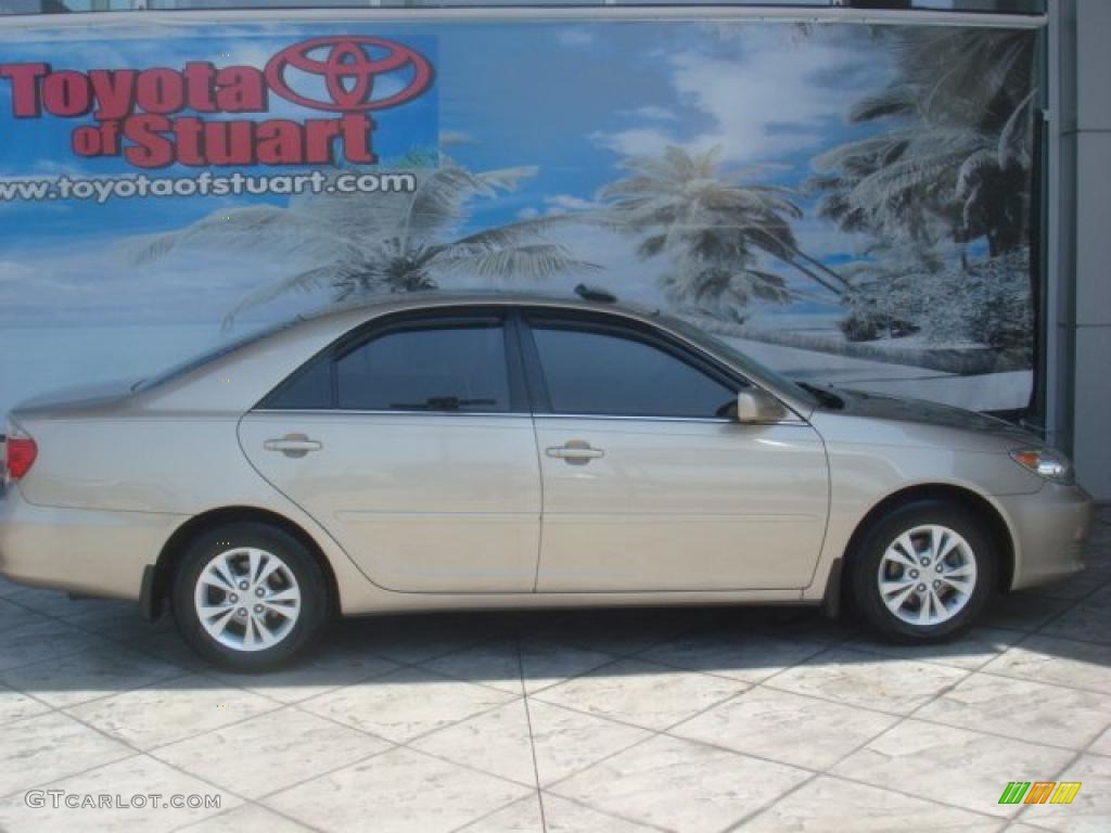2005 Camry LE V6 - Beige / Taupe photo #1