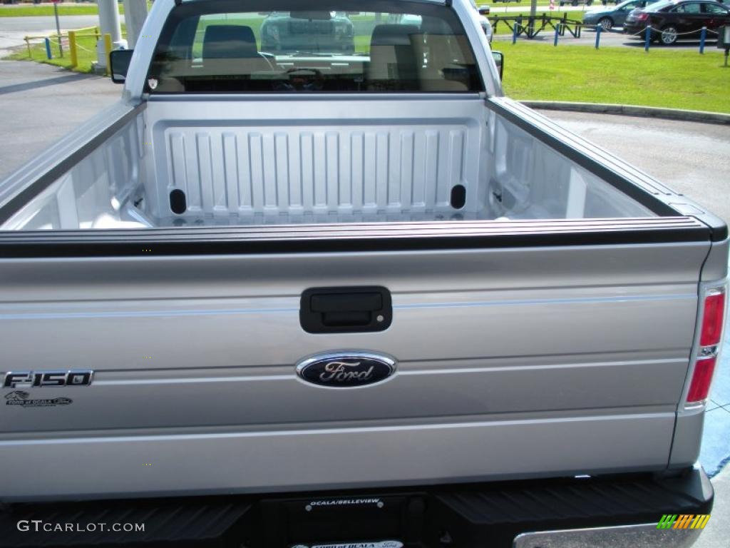 2010 F150 XL Regular Cab - Ingot Silver Metallic / Medium Stone photo #9