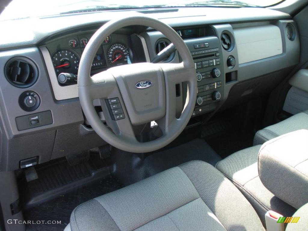 2010 F150 XL Regular Cab - Oxford White / Medium Stone photo #6