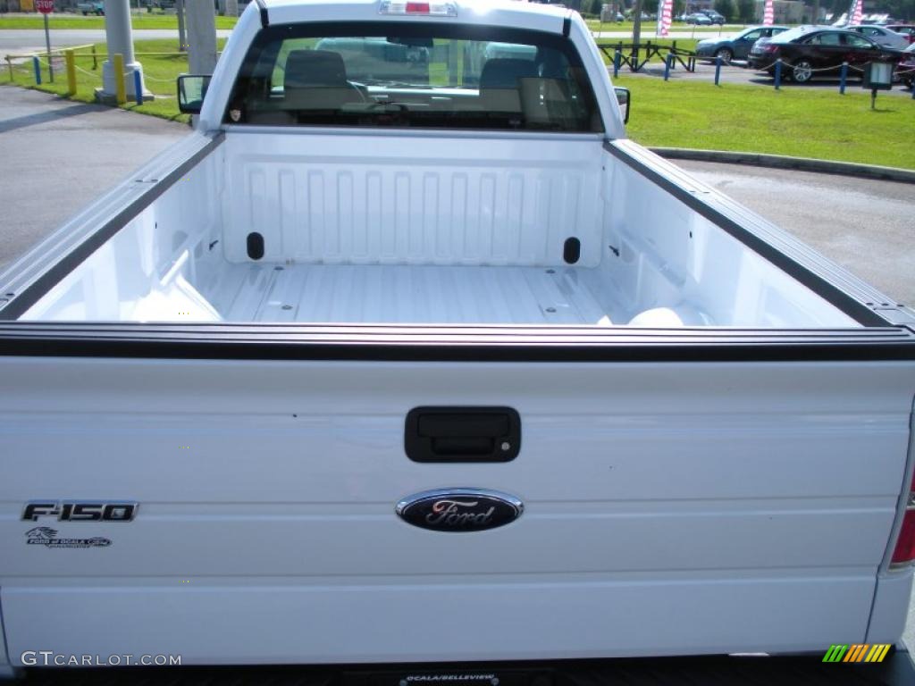2010 F150 XL Regular Cab - Oxford White / Medium Stone photo #9