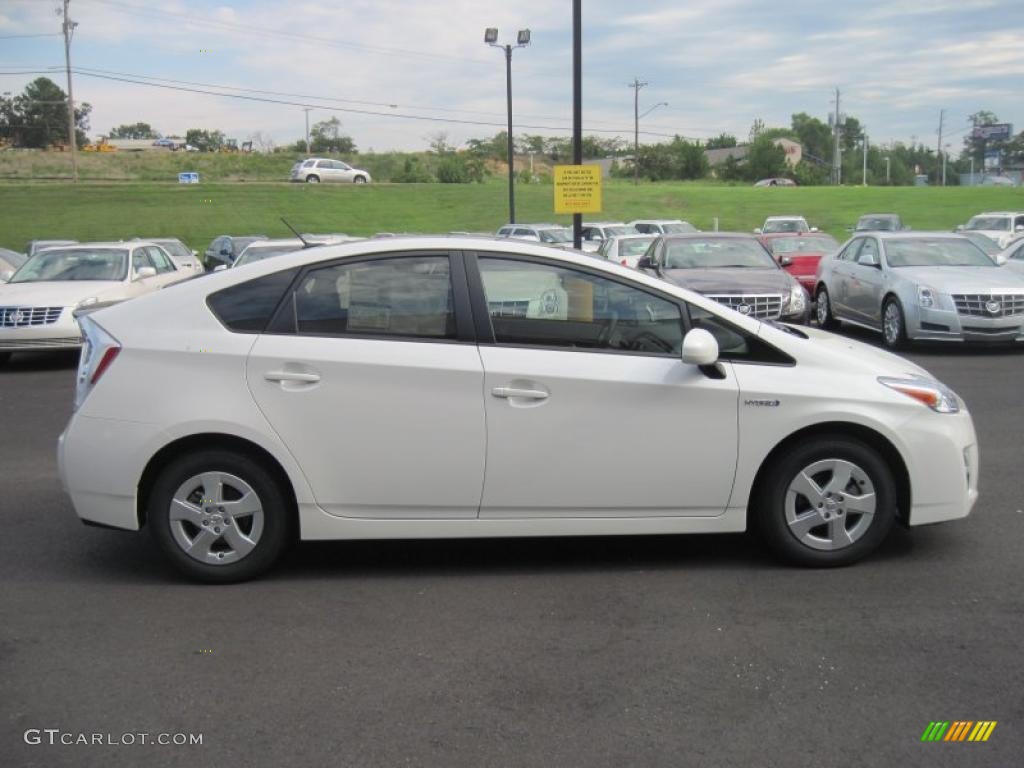 2010 Prius Hybrid III - Blizzard White Pearl / Dark Gray photo #6