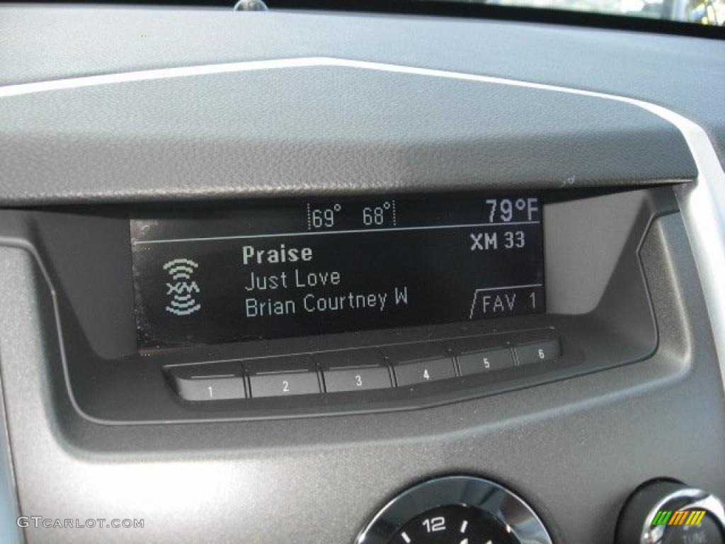 2010 SRX 4 V6 AWD - Radiant Silver / Shale/Ebony photo #16