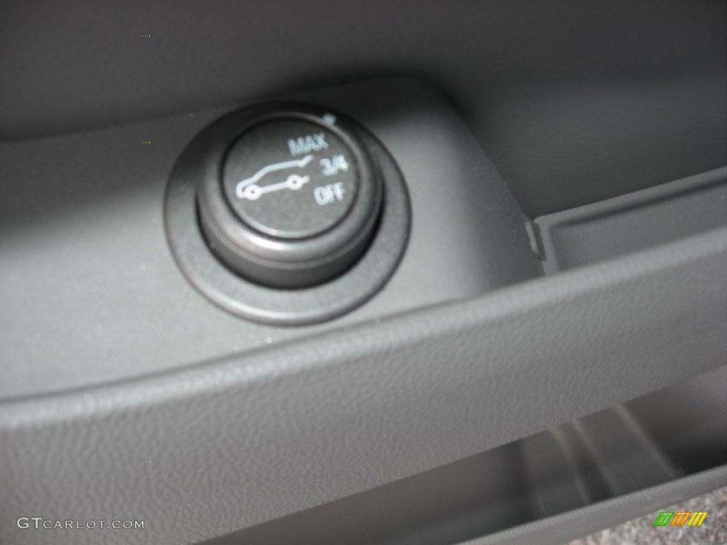 2010 SRX 4 V6 AWD - Radiant Silver / Shale/Ebony photo #29