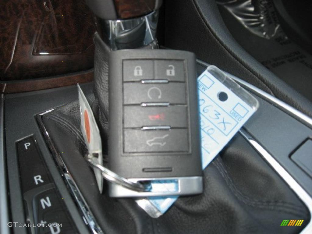 2010 SRX 4 V6 AWD - Radiant Silver / Shale/Ebony photo #48