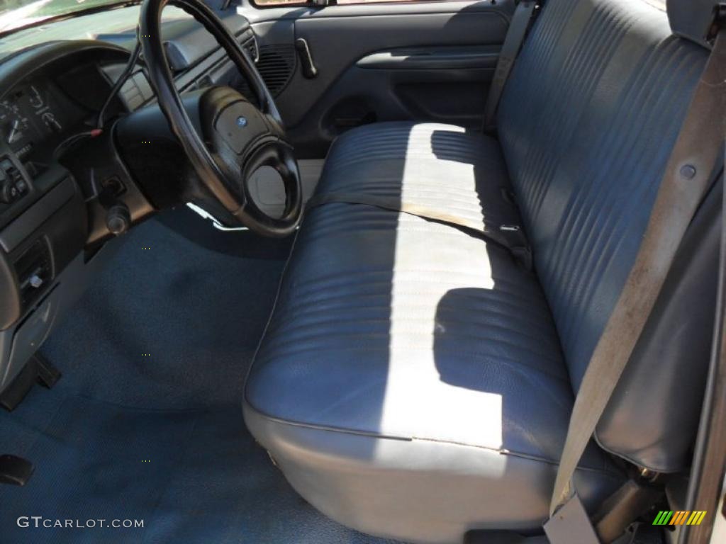 1993 F150 XL Regular Cab - Oxford White / Blue photo #7