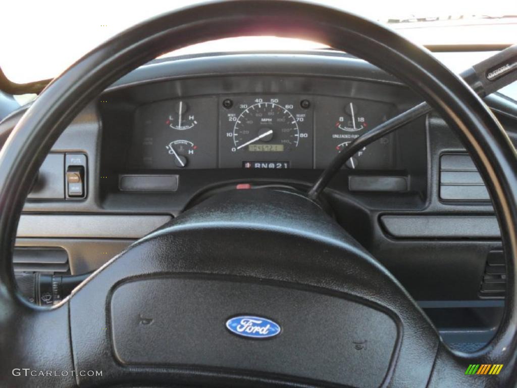 1993 F150 XL Regular Cab - Oxford White / Blue photo #9